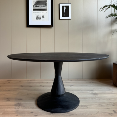 Old Inn wonen eetkamertafel mangohout rond zwart
