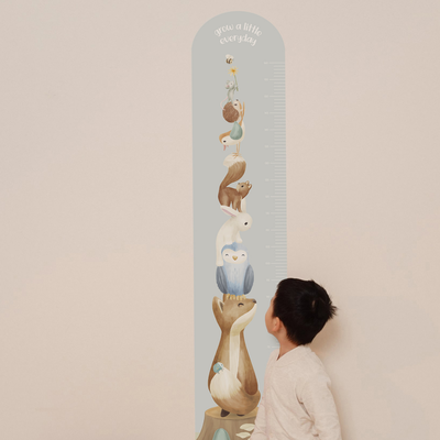 Groeimeter muursticker Forest Friends