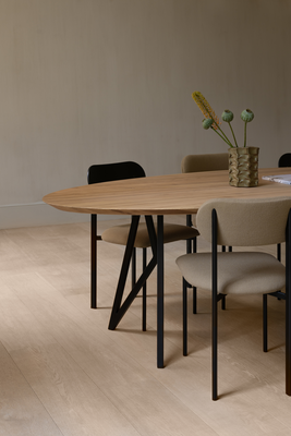 Studio HENK tafel Butterfly Ovaal, zwart frame - Smart Collectie