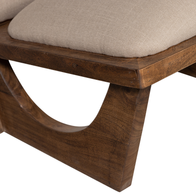 Opulent fauteuil boucle/hout naturel