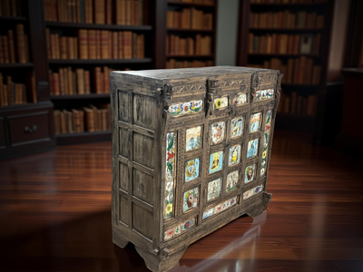 kast 3 deur snijwerk beschilderd uniek