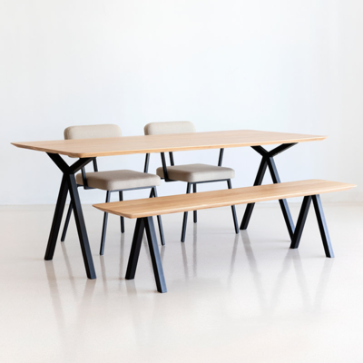 Studio HENK tafel Slim X-type Rechthoekig - zwart frame, hardwax light 3041