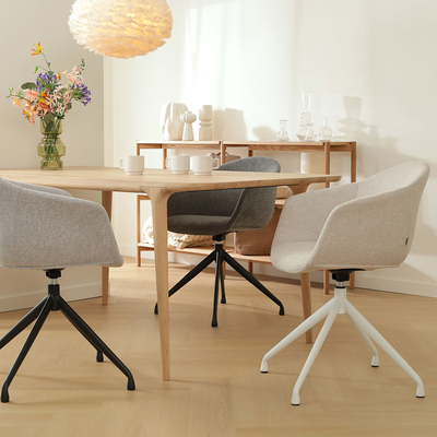 Draaibare eetkamerstoel Nola-Otis gestoffeerd - wit onderstel - met armleuningen