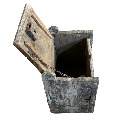 Kistje primitief uniek