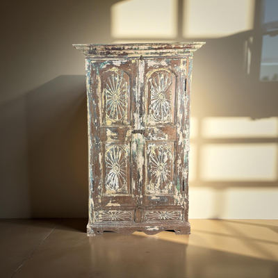 kast 2 deur 2 la snijwerk uniek