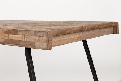 Housecraft living Suri Tafel