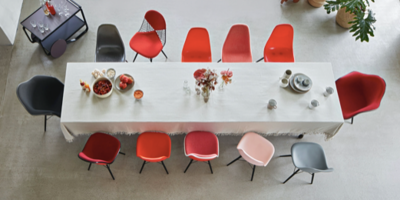 Vitra stoel Eames DAW donker esdoorn onderstel