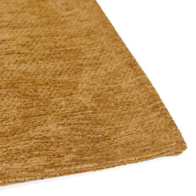 Rechthoekig geel Poum Poum tapijt met abstract patroon en geometrische vormen