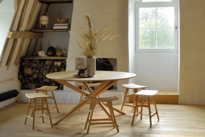Ethnicraft - Oak Mikado eettafel - rond Oak Mikado eettafel - rond 150 - eiken
