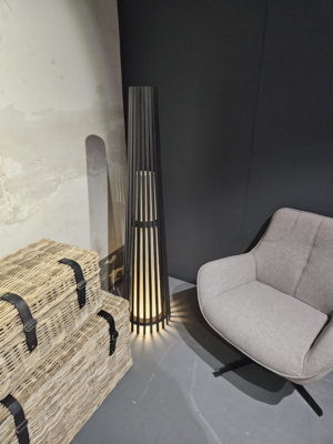 Interieurdirekt - vloerlamp Anto - teakhout - 150cm