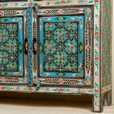 Dressoir Lekha