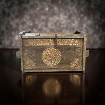 Himachal primitieve box uniek