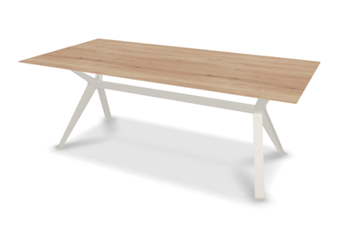 They & Me eettafel Chat - recht met afgeronde hoeken - eikenrustiek bianco olie - onderstel RAL9010 zuiverwit