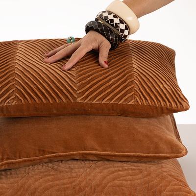 Sierkussen Tucked allover 