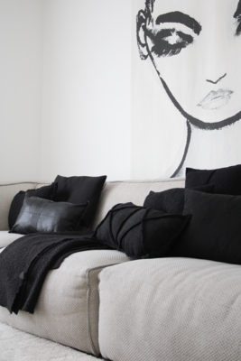 Kussen wol zwart 45x45cm