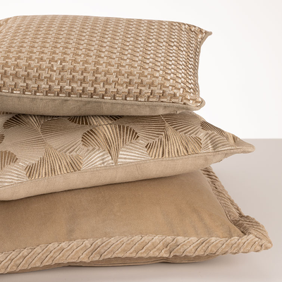 Sierkussen linnen Richstitch S