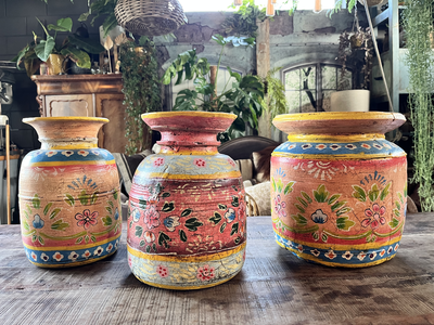 Oude houten pot Handbeschilderd L