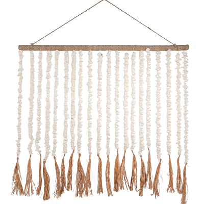 Busur hukum XL hanger gemaakt van schelpen en raffia