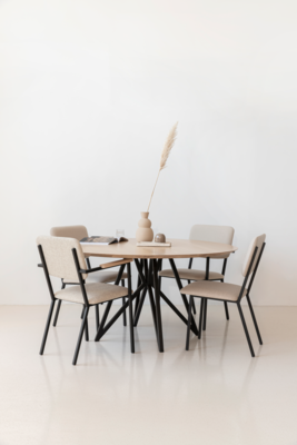 Studio HENK tafel Butterfly Rond Quadpod - zwart frame, zwarte beits