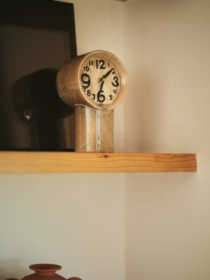 Retro ceramic clock cream