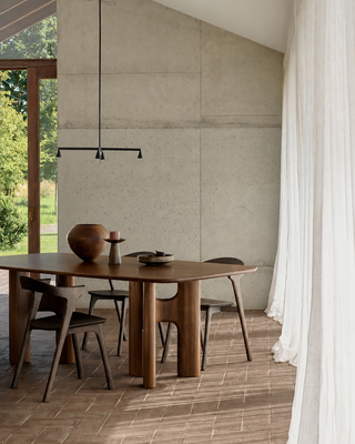 Eettafel Flow teak wild brown