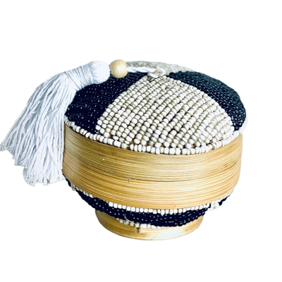 Bamboe doosje kraaltjes/kwastje